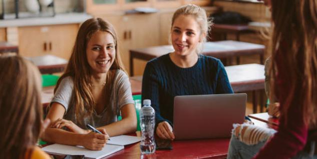 GIRL ENTREPRENEURS ICT